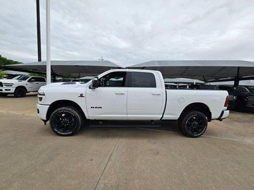 2025 RAM 2500 Laramie Crew Cab 4x4 6'4' Box