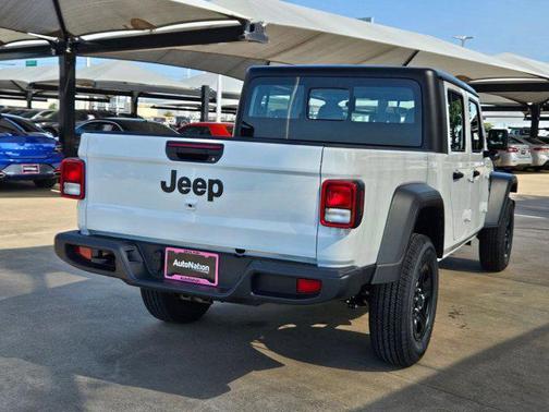 2025 Jeep Gladiator Sport