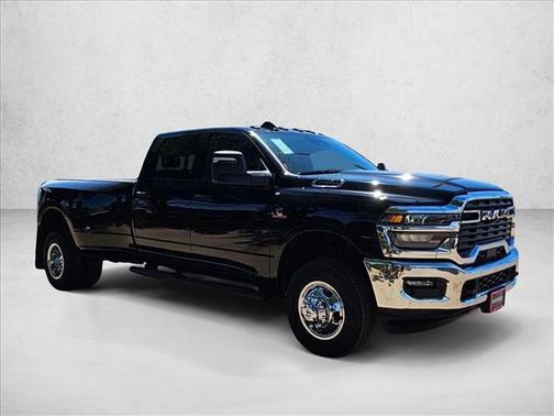 2026 RAM 3500 Tradesman Crew Cab 4x4 8' Box