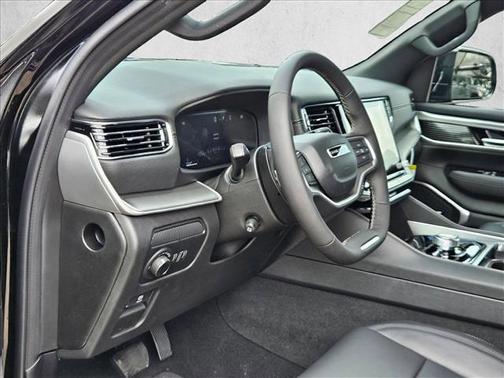 High Gloss Black 2026 Jeep Grand Wagoneer L Limited Altitude 4x4
