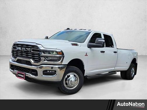 Bright White Clearcoat 2026 RAM 3500 Tradesman Crew Cab 4x4 8' Box