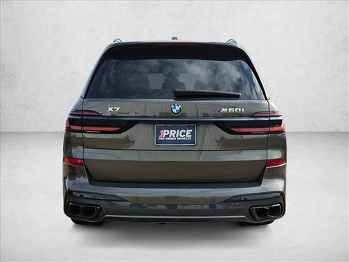 2024 BMW X7 M60i
