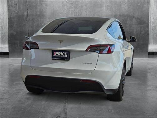 2023 Tesla Model Y Long Range Dual Motor All-Wheel Drive