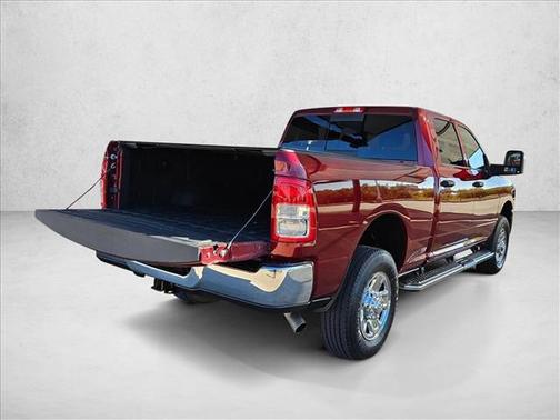2023 RAM 2500 Tradesman Crew Cab 4x4 6'4' Box