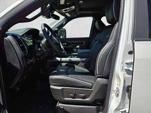 2026 RAM 3500 Laramie Crew Cab 4x4 8' Box