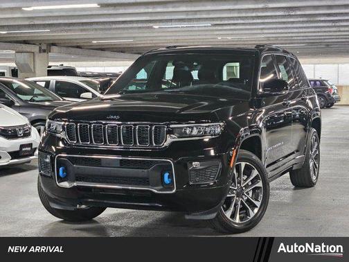 2022 Jeep Grand Cherokee 4xe Overland