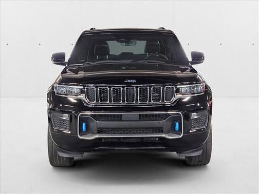 2022 Jeep Grand Cherokee 4xe Overland