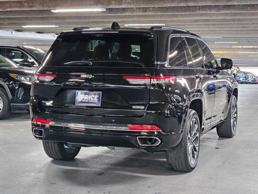 2022 Jeep Grand Cherokee 4xe Overland