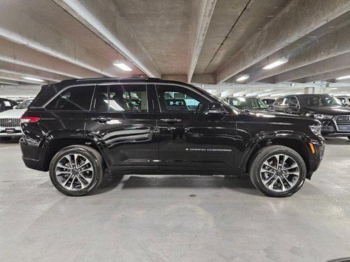 2022 Jeep Grand Cherokee 4xe Overland