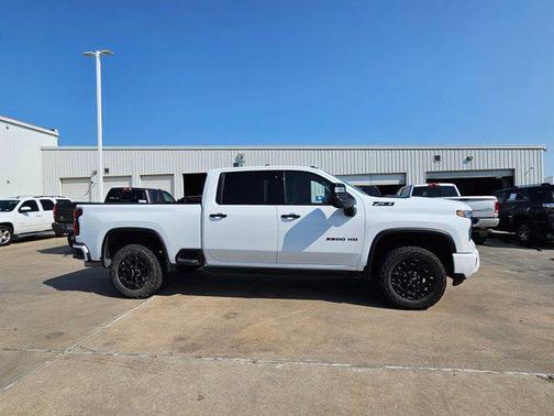 2024 Chevrolet Silverado 2500 LTZ