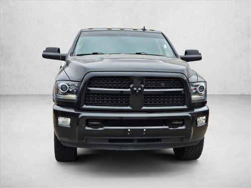 2017 RAM 2500 Laramie Crew Cab 4x4 6'4' Box