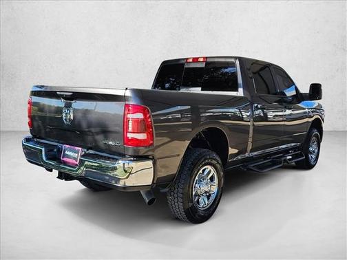2023 RAM 2500 Tradesman Crew Cab 4x4 6'4' Box