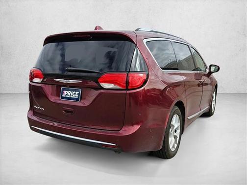 2018 Chrysler Pacifica Touring-L Plus