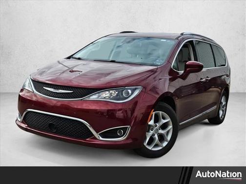 2018 Chrysler Pacifica Touring-L Plus