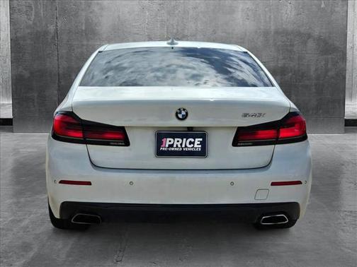 2021 BMW 540 540i