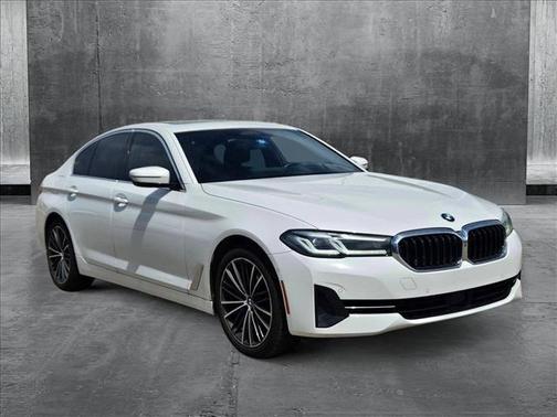 2021 BMW 540 540i