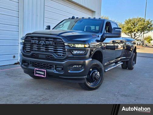 2026 RAM 3500 Tradesman Crew Cab 4x4 8' Box