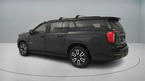 2021 GMC Yukon XL 4WD AT4