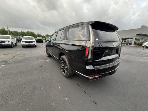2024 Cadillac Escalade Sport Platinum