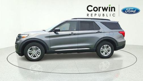 CARBONIZED GRAY METALLIC 2023 Ford Explorer XLT
