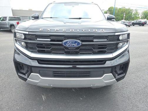 AGATE BLACK METALLIC 2025 Ford Expedition Platinum