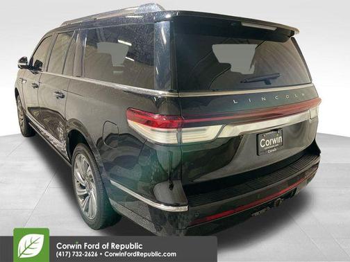 2023 Lincoln Navigator L Reserve