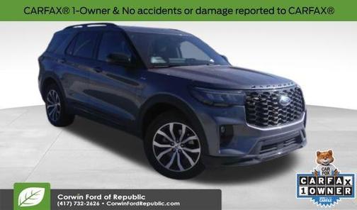 2025 Ford Explorer ST-Line