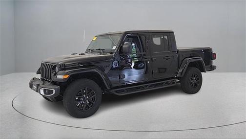 2022 Jeep Gladiator Sport S