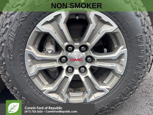 2023 GMC Yukon XL SLE