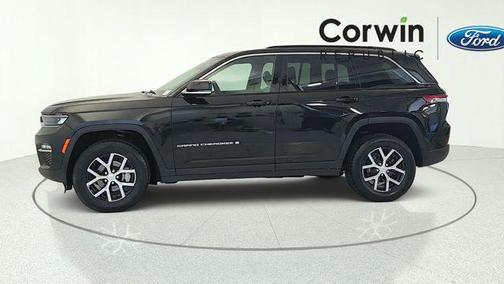 Diamond Black Crystal Pearlcoat 2024 Jeep Grand Cherokee Limited