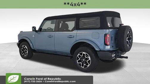 2024 Ford Bronco Outer Banks