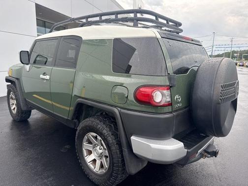2014 Toyota FJ Cruiser Base