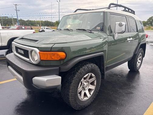 2014 Toyota FJ Cruiser Base