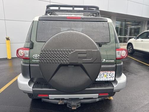 2014 Toyota FJ Cruiser Base