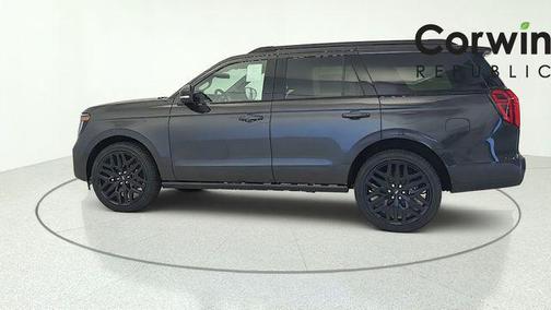 Dark Matter Gray Metallic 2026 Ford Expedition Platinum