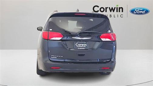 2020 Chrysler Voyager LXI