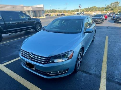 2012 Volkswagen Passat Base
