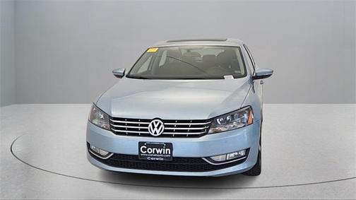 2012 Volkswagen Passat Base