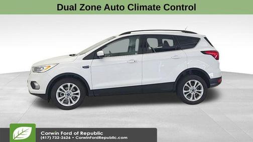 OXFORD WHITE 2019 Ford Escape SEL