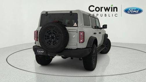 AVALANCHE GRAY 2026 Ford Bronco Outer Banks