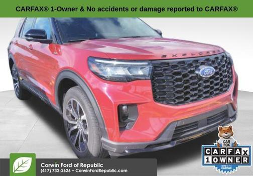 2025 Ford Explorer ST-Line