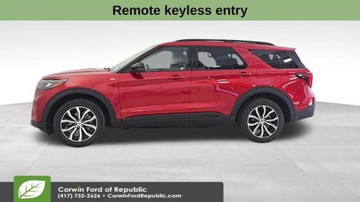 2025 Ford Explorer ST-Line