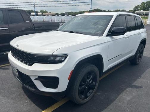 2023 Jeep Grand Cherokee Altitude