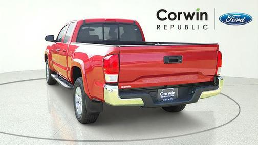 Barcelona Red Metallic 2016 Toyota Tacoma SR5