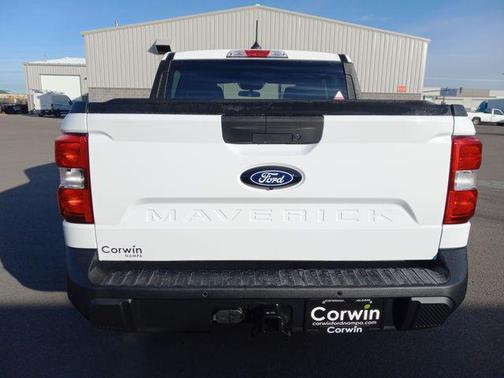 OXFORD WHITE 2026 Ford Maverick XLT