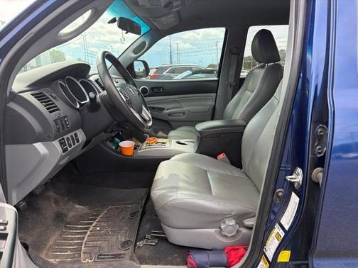 2015 Toyota Tacoma Base