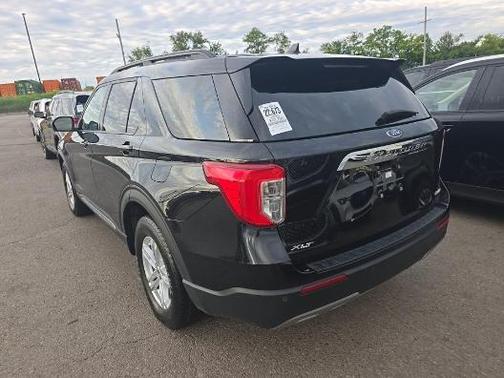 Agate Black Metallic 2023 Ford Explorer XLT