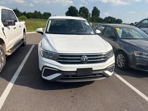 2024 Volkswagen Tiguan 2.0T SE 4MOTION