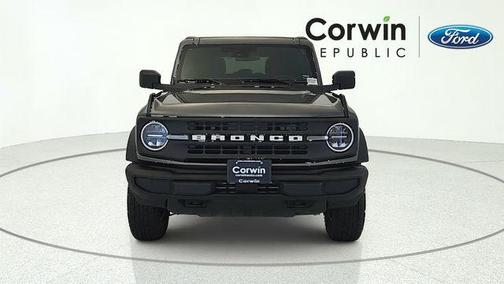 CARBONIZED GRAY METALLIC 2025 Ford Bronco Big Bend