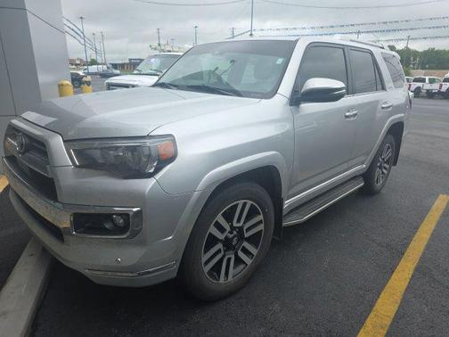 Classic Silver Metallic 2022 Toyota 4Runner Limited